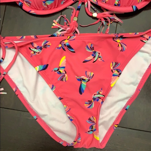 Design lab bikini top and bottoms - like new - Picture 2 of 13